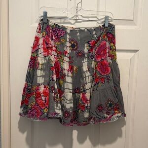Chic Floral A-Line Skirt in Gray and Pink